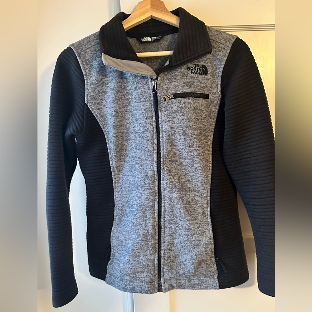 North face women’s fleece zip up